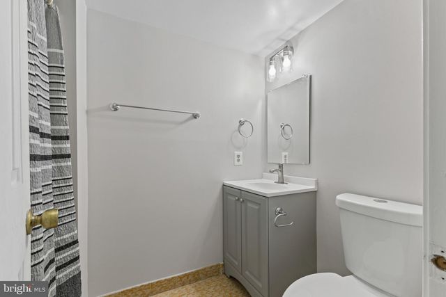 11451 HUNTSMAN DR, Manassas, VA 20112