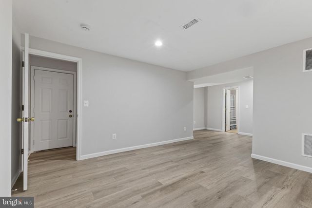11451 HUNTSMAN DR, Manassas, VA 20112