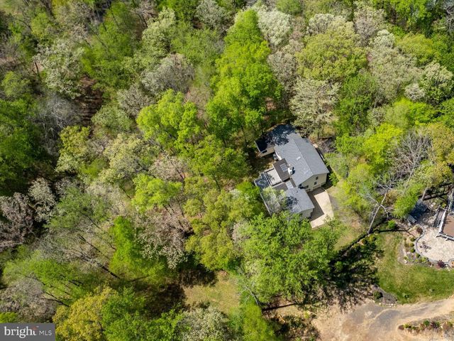 11451 HUNTSMAN DR, Manassas, VA 20112