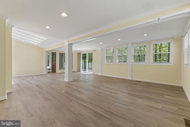 11451 HUNTSMAN DR, Manassas, VA 20112