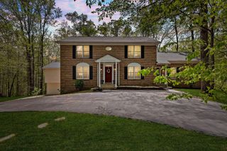 11451 HUNTSMAN DR, Manassas, VA 20112