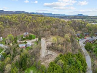 108 Thorn Bush Road # 2, Hinesburg, VT 05461