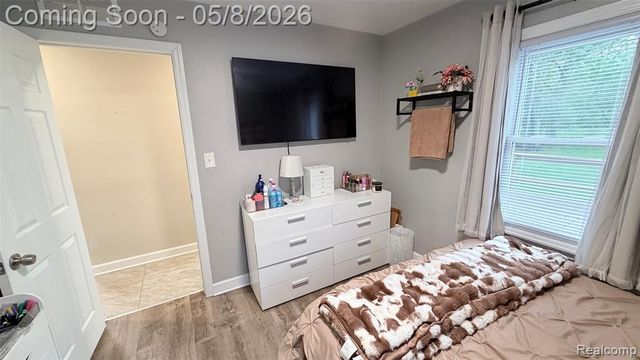 21405 Indian Street, Southfield, MI 48033
