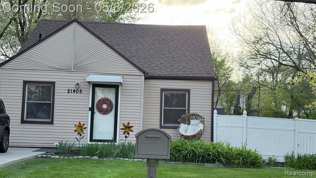 21405 Indian Street, Southfield, MI 48033