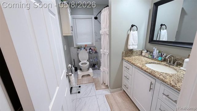 21405 Indian Street, Southfield, MI 48033