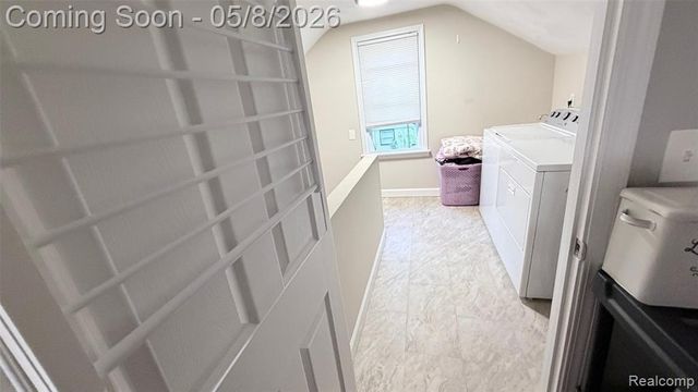 21405 Indian Street, Southfield, MI 48033
