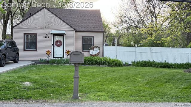 21405 Indian Street, Southfield, MI 48033