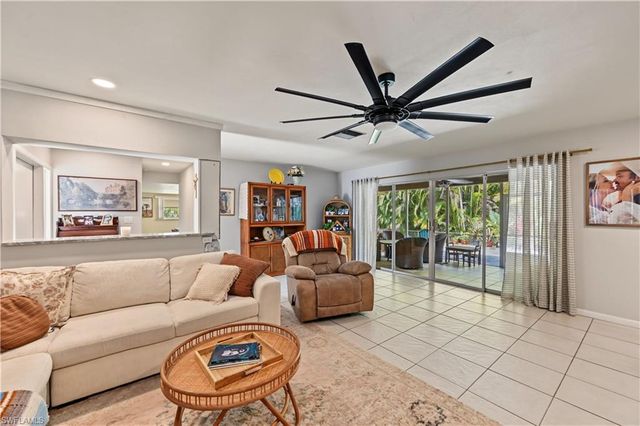 1137 Town And River DR, Fort Myers, FL 33919