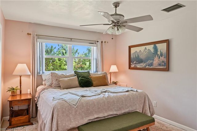 1137 Town And River DR, Fort Myers, FL 33919