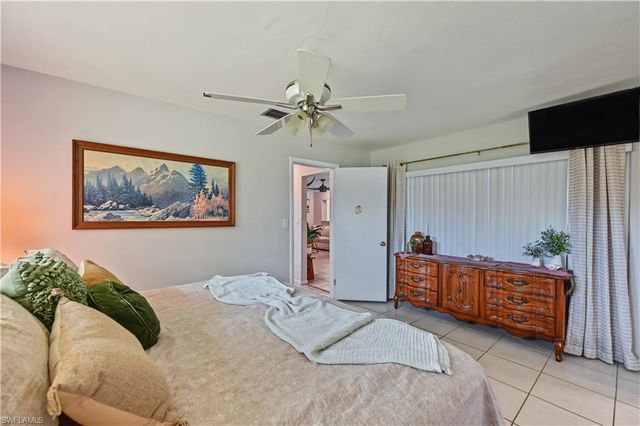 1137 Town And River DR, Fort Myers, FL 33919