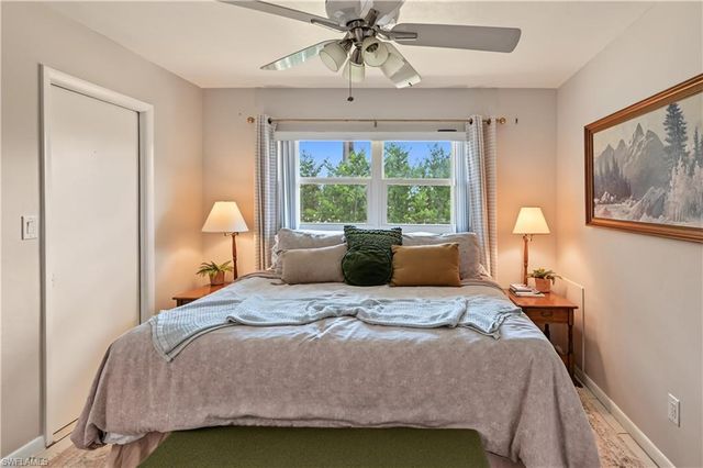 1137 Town And River DR, Fort Myers, FL 33919