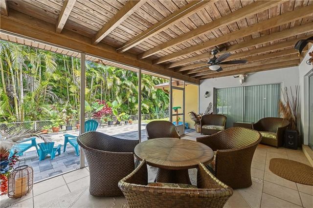 1137 Town And River DR, Fort Myers, FL 33919