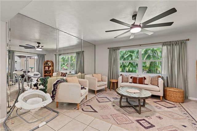 1137 Town And River DR, Fort Myers, FL 33919