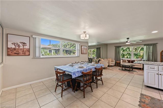 1137 Town And River DR, Fort Myers, FL 33919