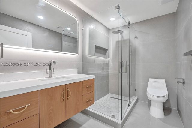 21240 Harbor Way 285-28, Aventura, FL 33180