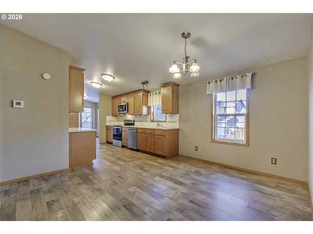 5385 Sw 167TH Ave, Beaverton, OR 97007