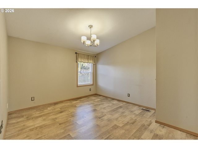 5385 Sw 167TH Ave, Beaverton, OR 97007