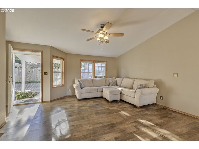 5385 Sw 167TH Ave, Beaverton, OR 97007