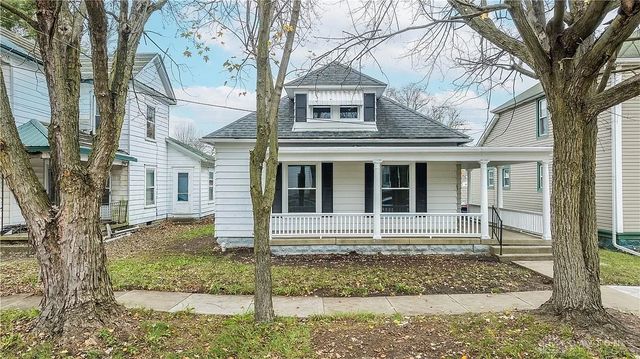 420 S Roosevelt Avenue, Piqua, OH 45356