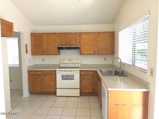 3034 E VILLA MARIA Drive, Phoenix, AZ 85032