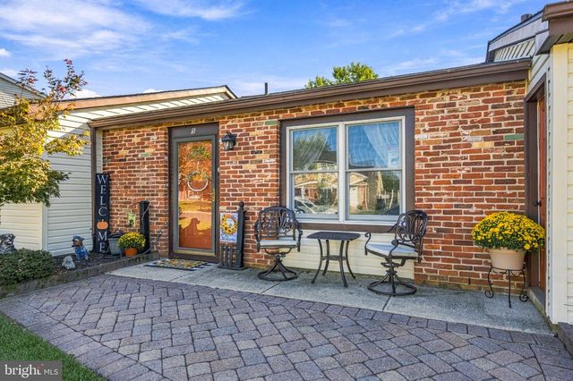 5 URANUS RD, Sewell, NJ 08080