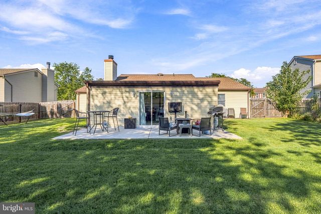 5 URANUS RD, Sewell, NJ 08080