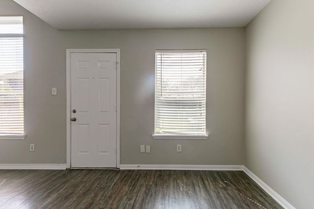 7850 Winding Creek View, Houston, TX 77072