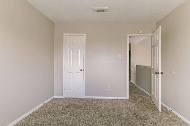 7850 Winding Creek View, Houston, TX 77072