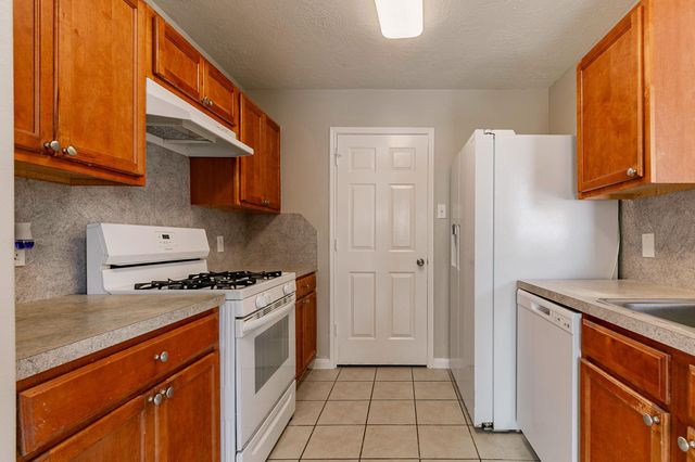 7850 Winding Creek View, Houston, TX 77072