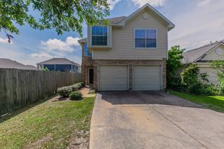 7850 Winding Creek View, Houston, TX 77072
