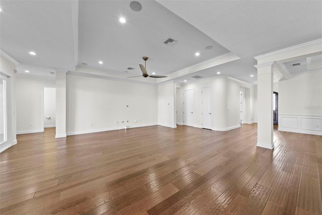 3701 W JETTON AVENUE, Tampa, FL 33629