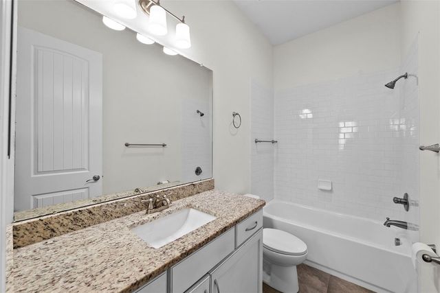 3701 W JETTON AVENUE, Tampa, FL 33629