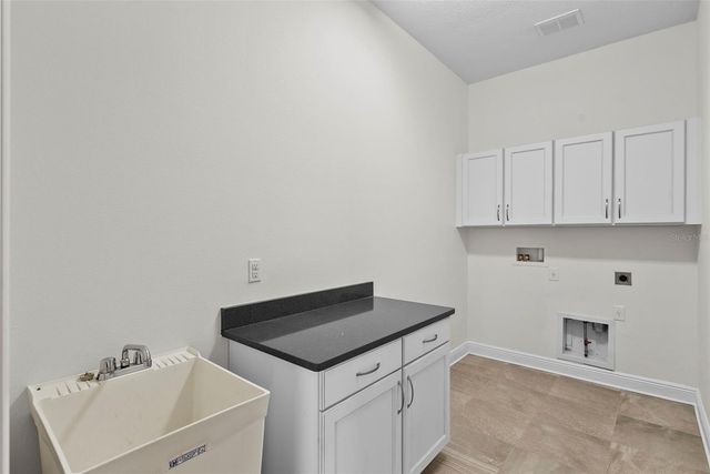 3701 W JETTON AVENUE, Tampa, FL 33629