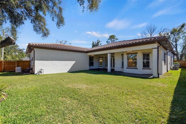 3701 W JETTON AVENUE, Tampa, FL 33629