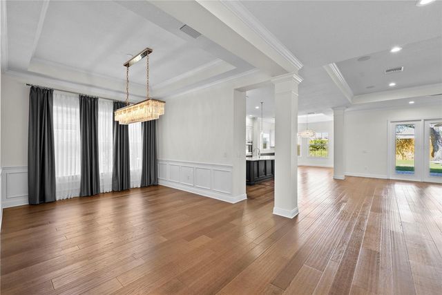 3701 W JETTON AVENUE, Tampa, FL 33629