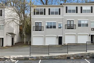 1150 Collier Road NW 1R, Atlanta, GA 30318
