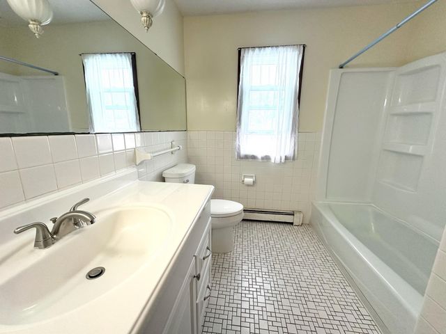 458 Lafond Avenue, Saint Paul, MN 55103