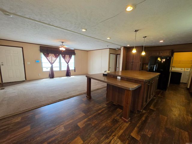 5268 Prince St, Conway, AR 72034