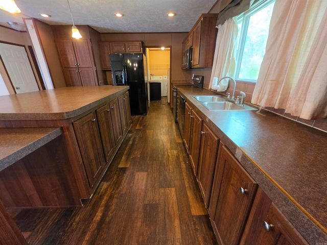 5268 Prince St, Conway, AR 72034