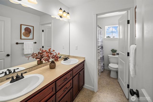 5202 NE 7th Street, Renton, WA 98059