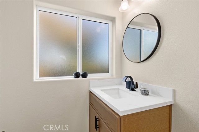 1522 Maxwell Lane, Vista, CA 92084