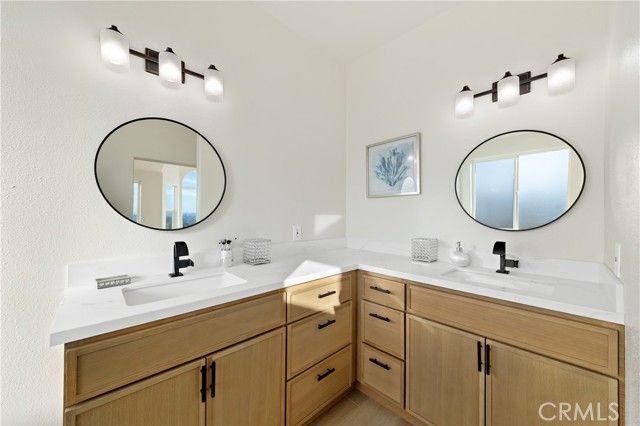 1522 Maxwell Lane, Vista, CA 92084