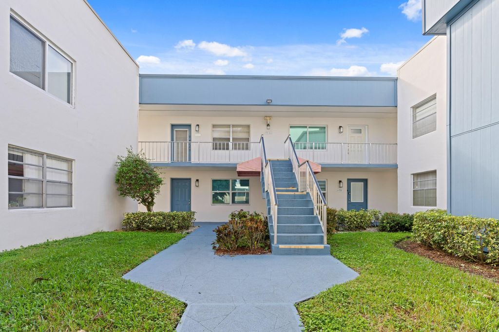 246 NORMANDY Lane F, Delray Beach, FL 33484