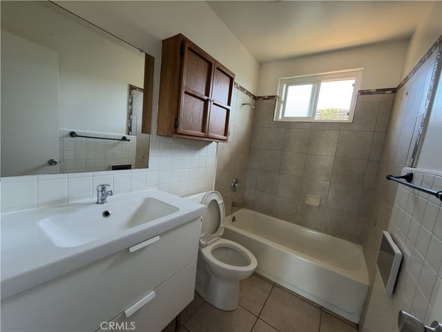 5586 Newman Street, Cypress, CA 90630