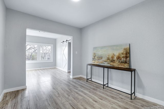 1714 W Mistletoe, San Antonio, TX 78201