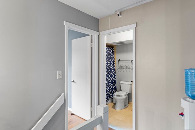 85 Viscount Drive 1C, Milford, CT 06460