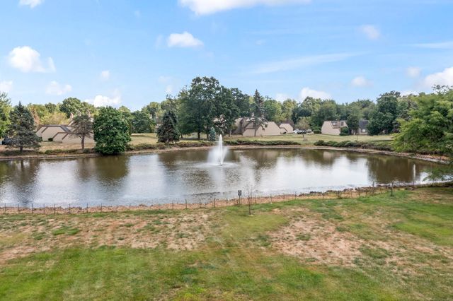 85 Viscount Drive 1C, Milford, CT 06460