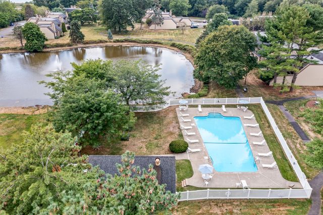 85 Viscount Drive 1C, Milford, CT 06460