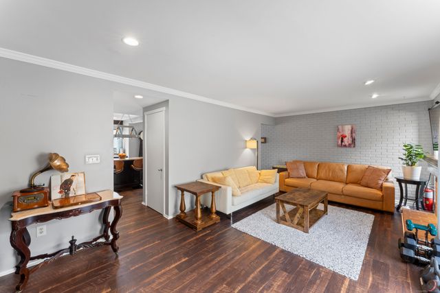 85 Viscount Drive 1C, Milford, CT 06460