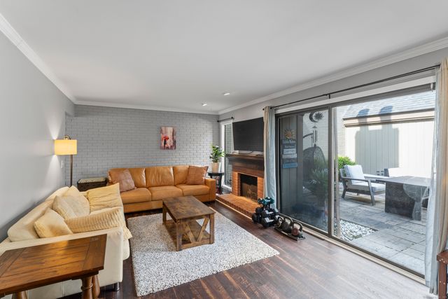 85 Viscount Drive 1C, Milford, CT 06460